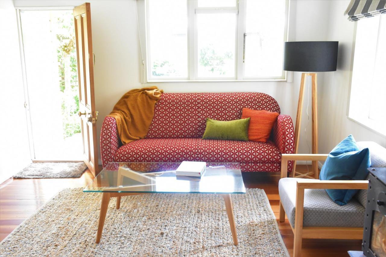 Shy Cottage And Studio Greytown Exterior photo